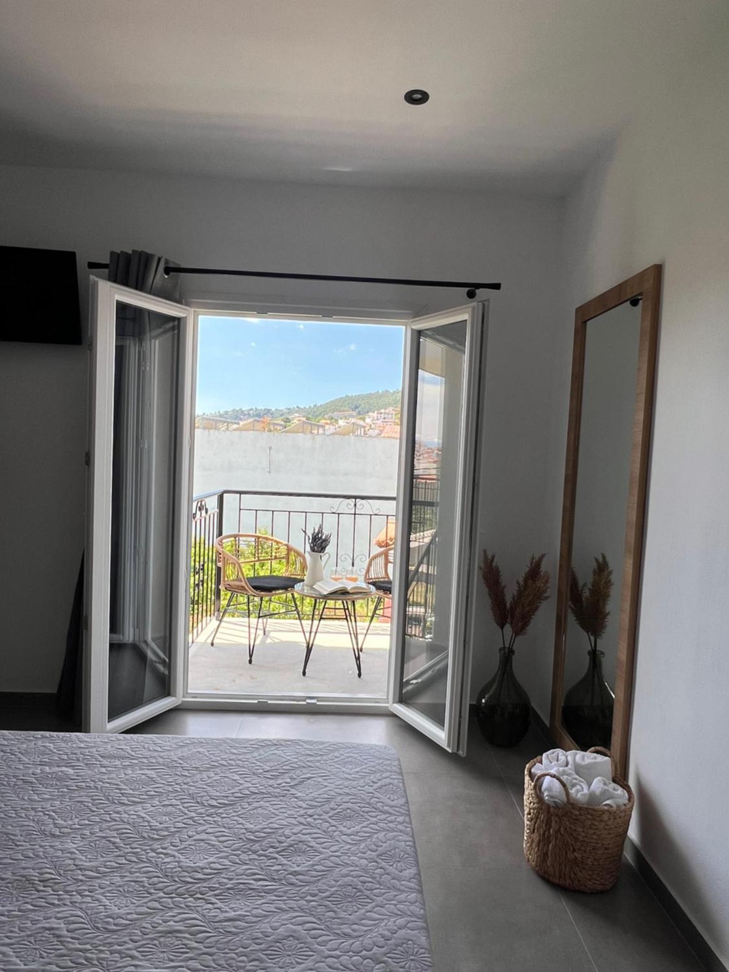 Ferienwohnung Cactus Skiathos-Stadt Exterior foto